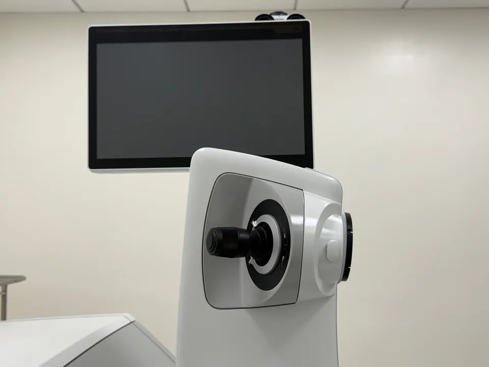 ZEISS VISUMAX 800 laser in the laser suite
